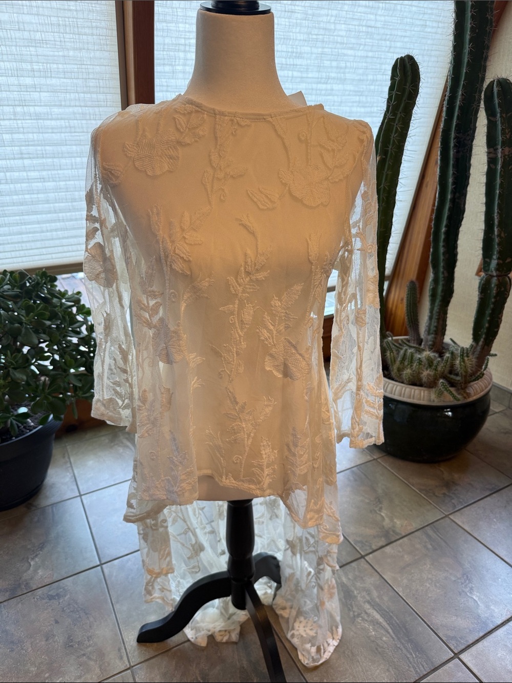 white Lace High-Low Top